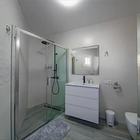 Park Royal 1 Апартаменты